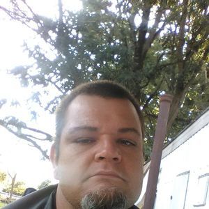 Meet your Posher, Johnnie